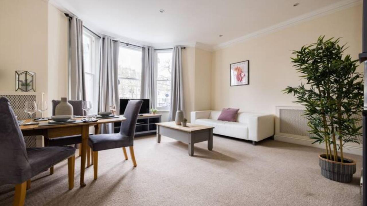 The West Kensington Apartments London Szoba fotó